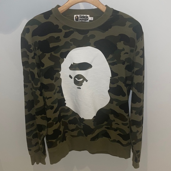 A Bathing Ape Camo sweatshirt - Picture 1 of 2
